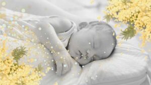 ユニースリープで横向きに眠る赤ちゃん 使用イメージ